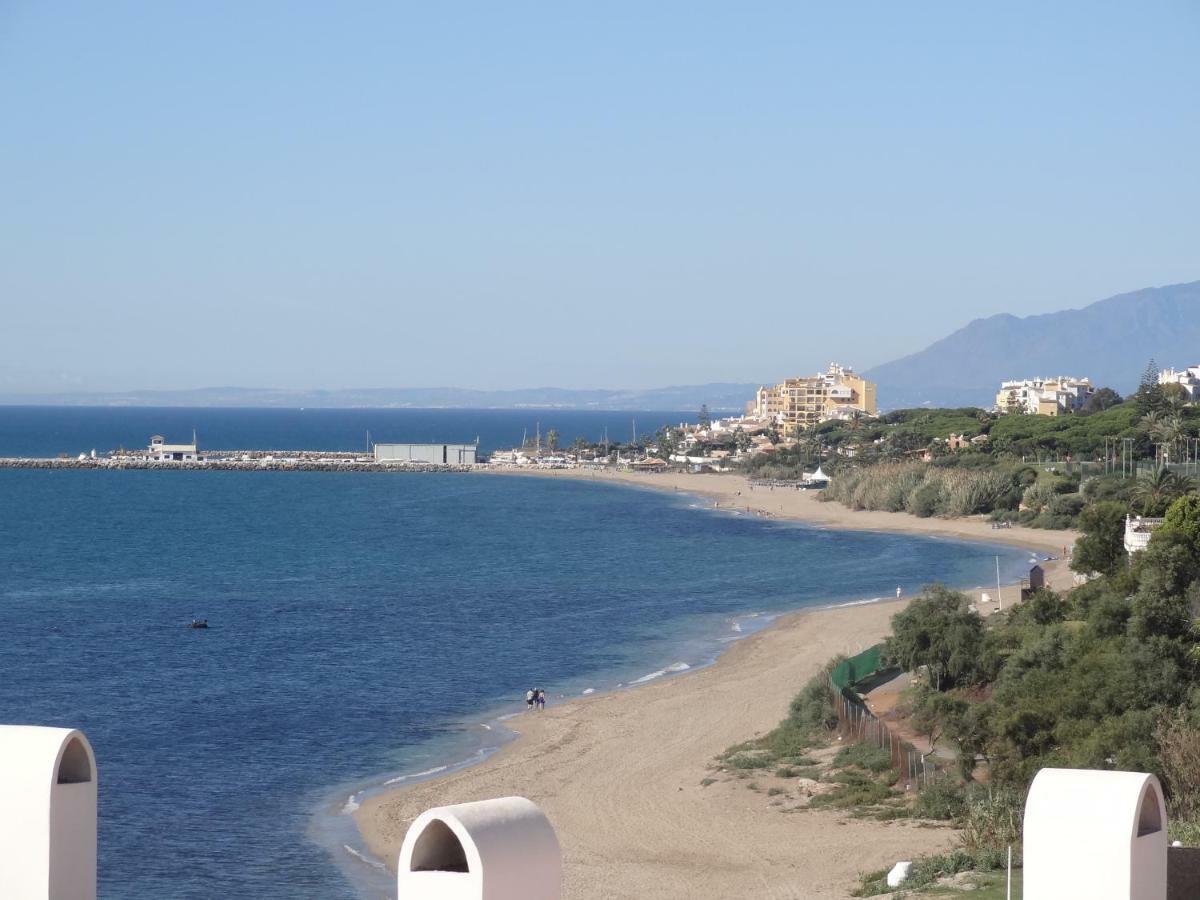 Beachfront Penthouse Apartment With Large Terrace And Breathtaking Sea Views Close To Marbella Spain Sitio de Calahonda Eksteriør billede