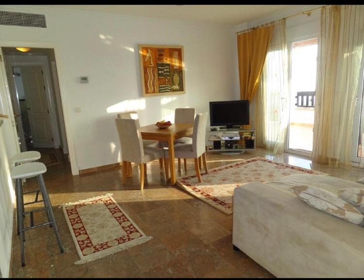 Beachfront Penthouse Apartment With Large Terrace And Breathtaking Sea Views Close To Marbella Spain Sitio de Calahonda Eksteriør billede